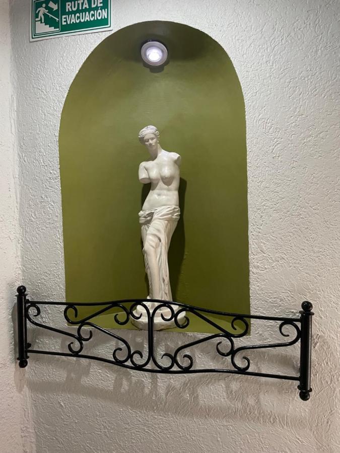 Hotel Vigo Гуадалахара Екстериор снимка